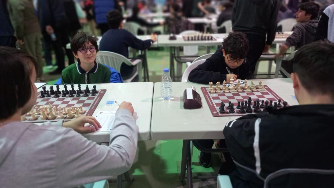 Okul Sporları Yıldızlar Satranç Turnuvasında Derece